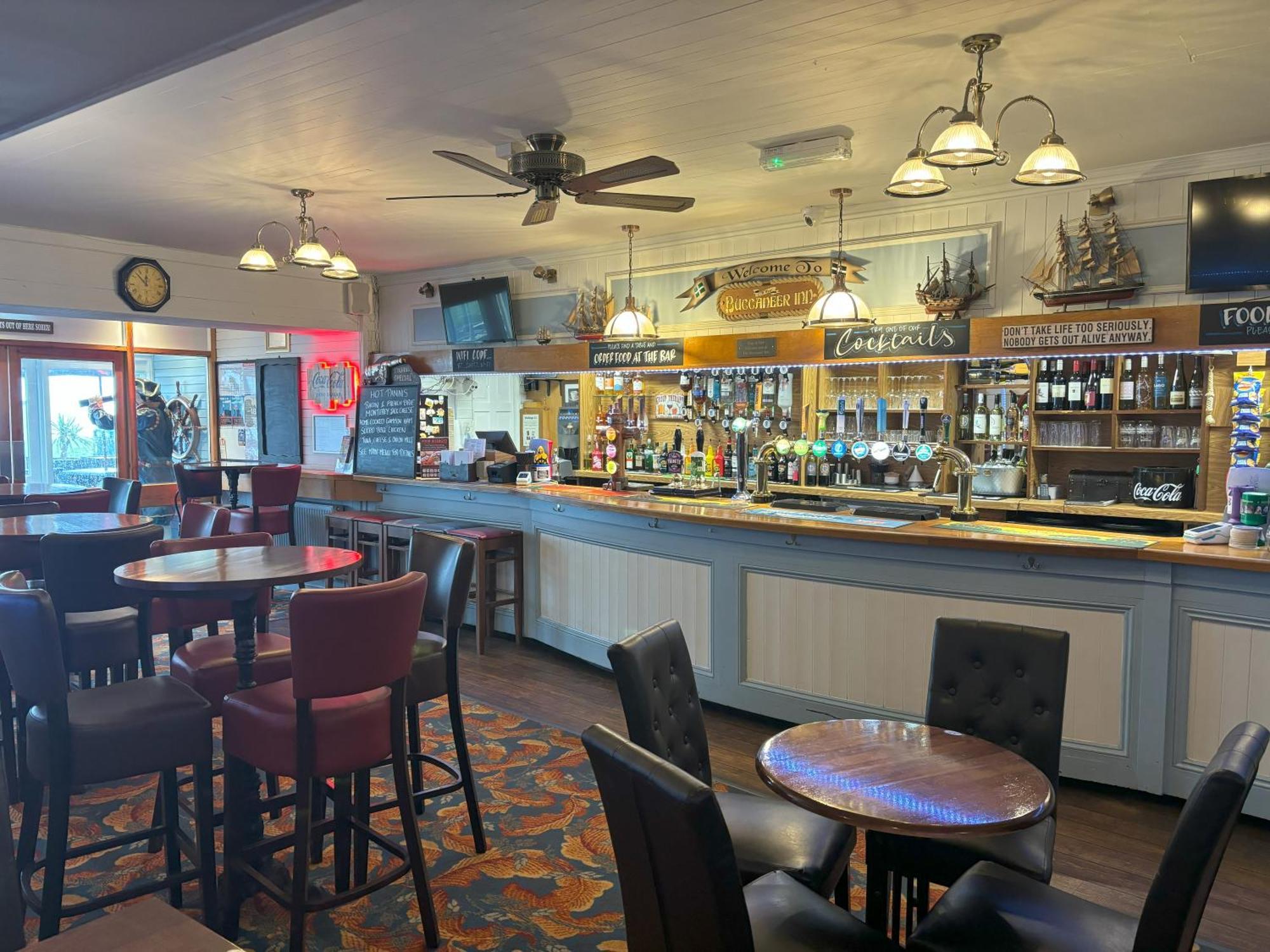 The Buccaneer Inn Торки Экстерьер фото